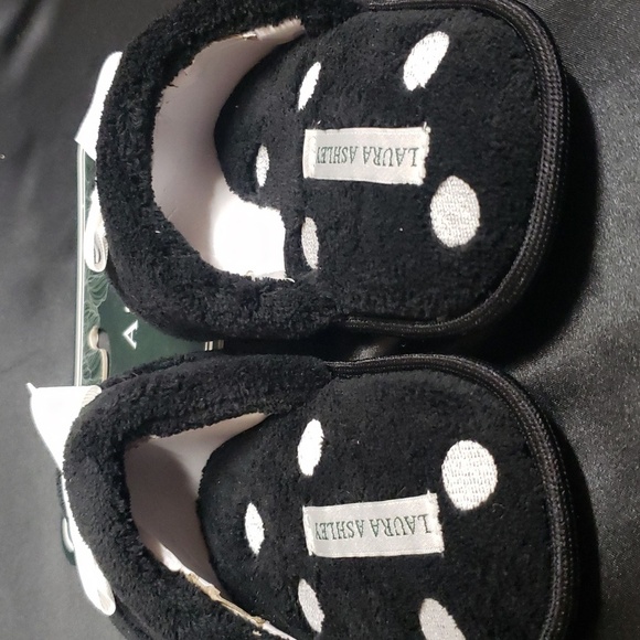 Laura Ashley NWT Black and White Polka Dot Slippers, Small 5-6 - Picture 5 of 6